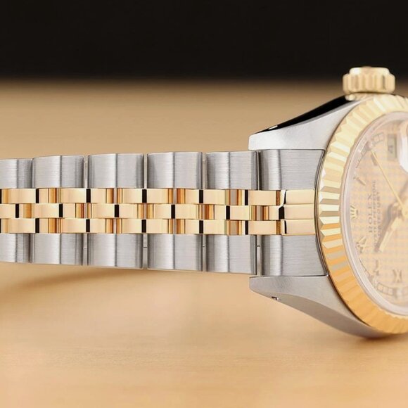 ROLEX LADIES 18K DATEJUST FACTORY DIAMOND ROMAN WATCH main image 8